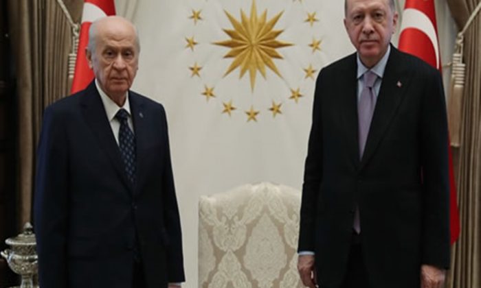Cumhurbaşkanı Erdoğan, MHP Genel Başkanı Bahçeli’yi kabul etti