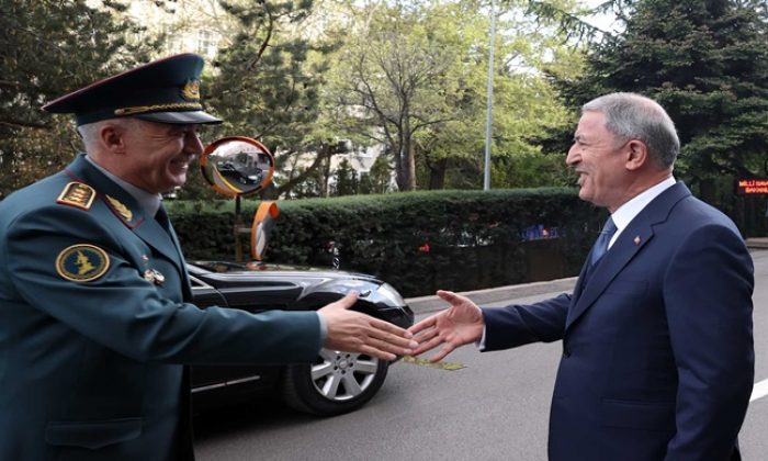 Millî Savunma Bakanı Hulusi Akar, Kazakistan Savunma Bakanı Orgeneral Ruslan Jaksylkov ile Bir Araya Geldi