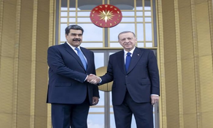 Venezuela Cumhurbaşkanı Maduro Cumhurbaşkanlığı Külliyesinde