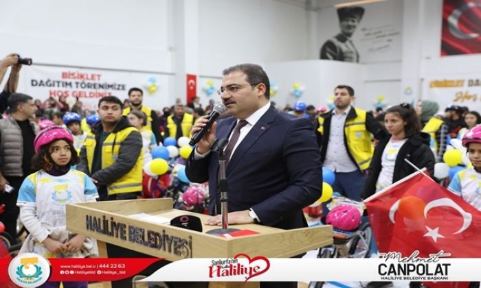 HALİLİYE BELEDİYESİNDEN 400 ÇOCUĞA BİSİKLET HEDİYESİ