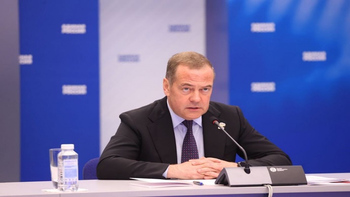 Dmitri Medvedev, Johannesburg’da düzenlenen Güney Afrika Eski Kurtuluş Hareketleri Birliği Zirvesi katılımcılarını ağırladı