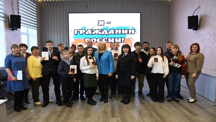 В Касимове Рязанской области единороссы открыли уголок памяти бойцам СВО